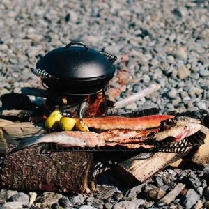 Barebones Cast Iron Grill&Oven Campfire
