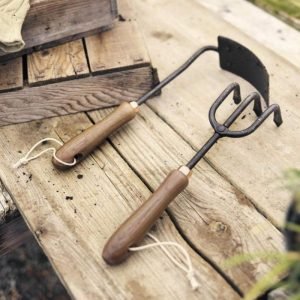 Barebones Cultivator Walnut Handle3