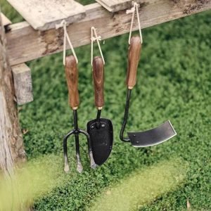 Barebones Square Hand Hoe4