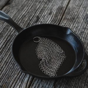 Barebones Stainless Steel Cleaning Mesh Cast Iron Skillet