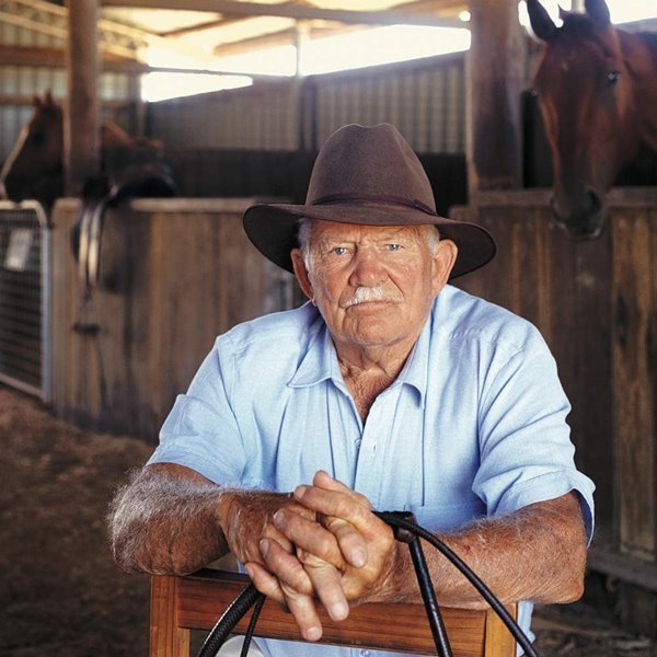 RMWilliams_Portrait_Supplied_Credit-DavidSeeto1990